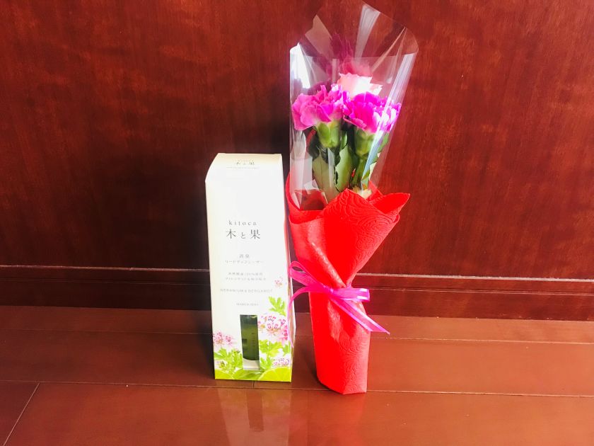 フレグランス+カーネーションの花束